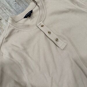 Banana Republic Men's Cream Short Sleeve Henley